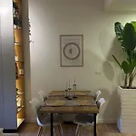 Design Lägenhet Gjirokastër